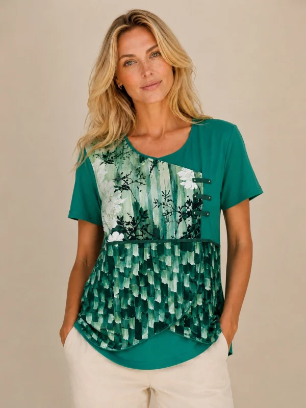 KAV26138-01-upperbody Kalisson green printed cotton top with short sleeves and artistic abstract pattern