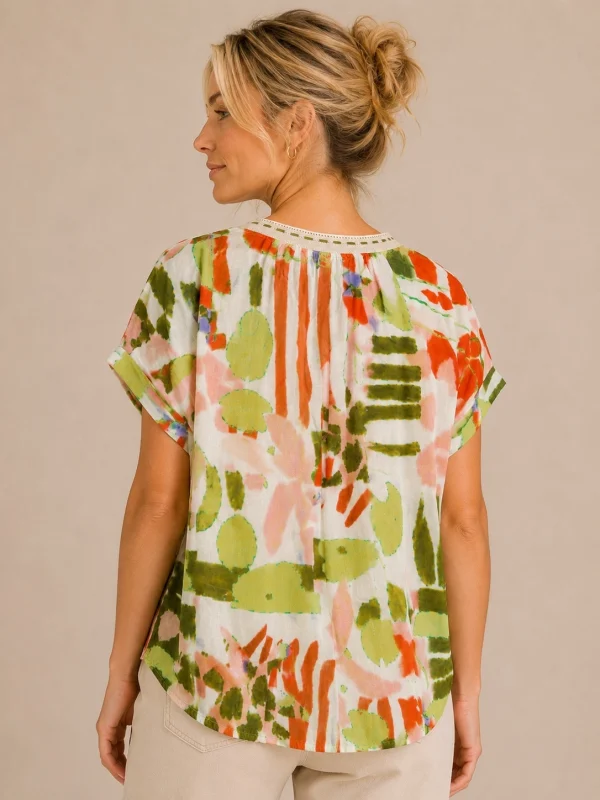 KAV2622-02-back-34 Kalisson abstract print viscose blouse with colourful artistic pattern