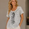 KAV2685-01-front-xxl Kalisson Geometric Pattern Short Sleeve Top