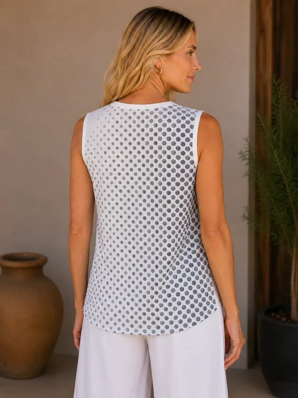 Kav26122-01-front Kalisson Sleeveless Polka Dot Top