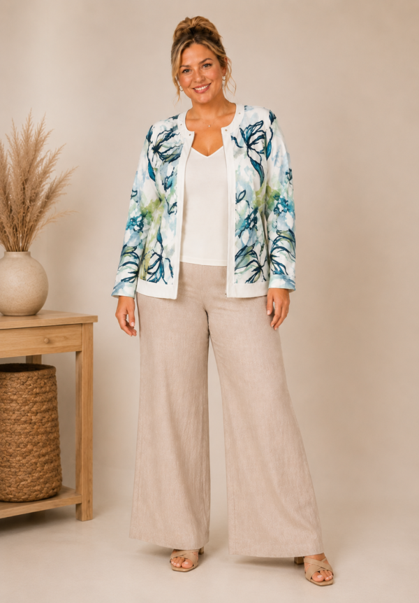 BAGV2628-04-lifestyle-open-jacket