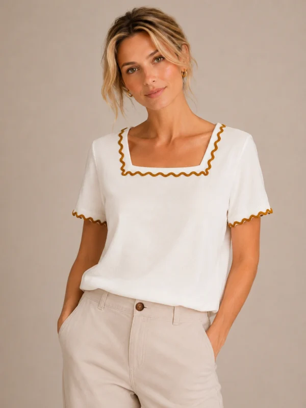 KAV269111-01-front-upperbody Kalisson white cotton square neck T-shirt