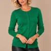 01kalisson-emerald-green-button-front-cardigan.webp Kalisson emerald green button-front cardigan with round neckline and long sleeves