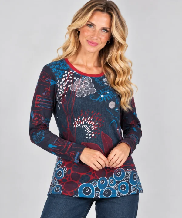 01-kalisson-ka-04123-navy-abstract-print-top-upper-body Kalisson navy abstract print top front upper body view