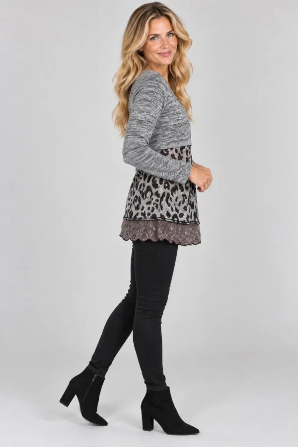 Kalisson KA 7846 grey animal print tunic front upper body view