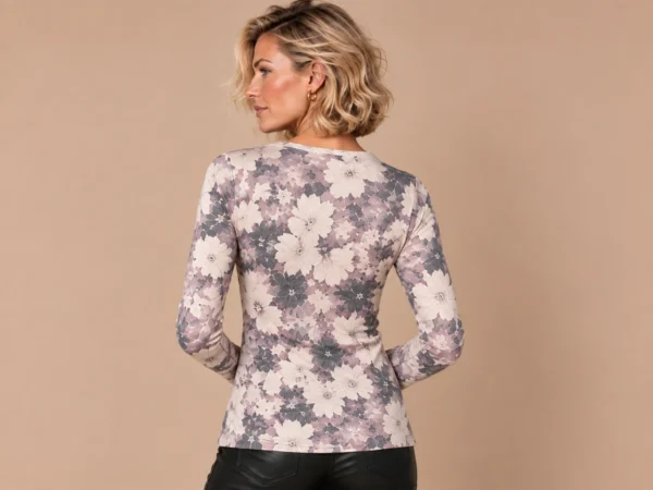 04kalisson-floral-print-long-sleeve-top.webp KALISSON floral print long sleeve top in beige grey and muted mauve