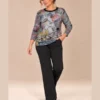 BAG_58123_bagoraz_grey_art_print_cotton_top_02_front_full_body : Bagoraz grey abstract print cotton top with long sleeves and dark round neckline, front upper-body view
